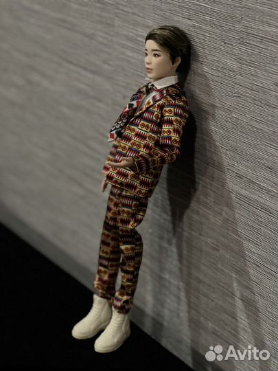 Кукла салиста музыкальной группы BTS Чимин