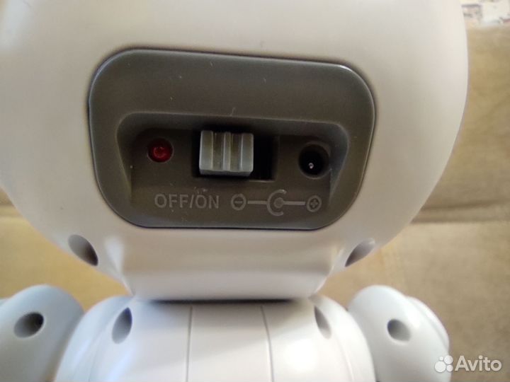 Робот на пульте управления Zero Robot