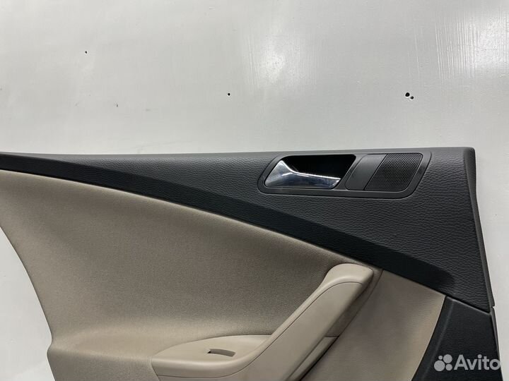 Обшивка двери задняя левая Volkswagen Passat B6