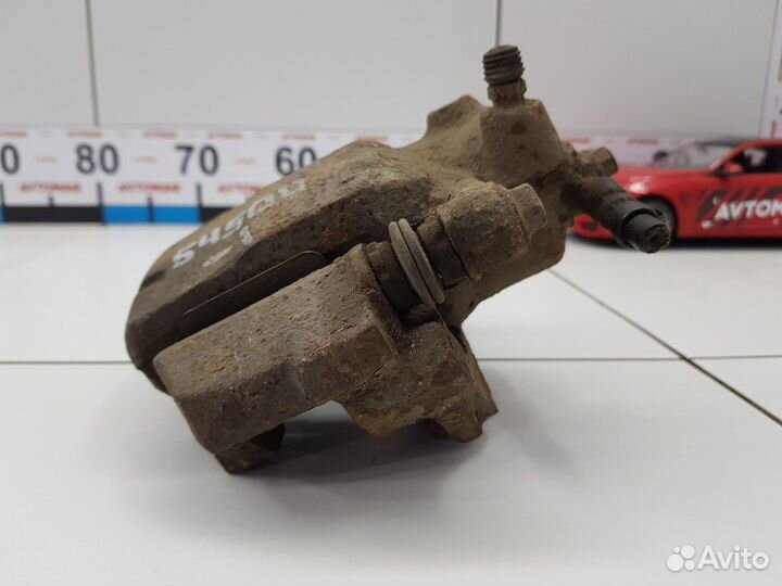 Суппорт передний левый