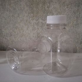 Бутылка пластиковая 0,3л d-38мм квадратная