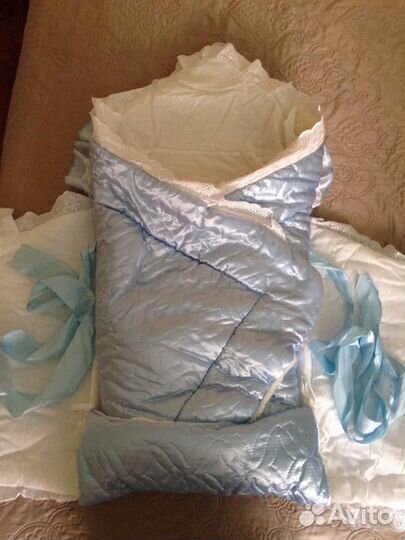 Нарядный комплект для выписки + теплое одеяло в кр