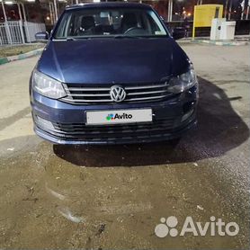 Volkswagen Polo 1.6 AT, 2016, битый, 277 256 км