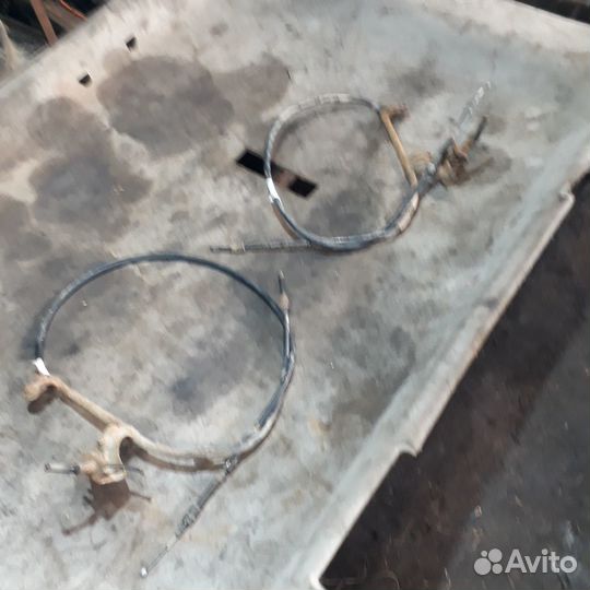 Трос ручника 2шт. Фольксваген Пассат Б5