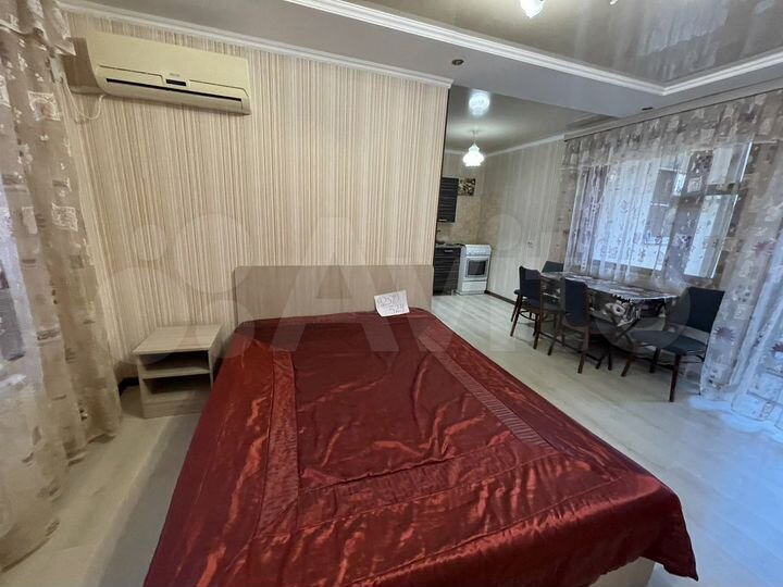 Дом 50 м² на участке 2 сот.