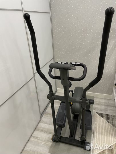 Эллиптический тренажер torneo