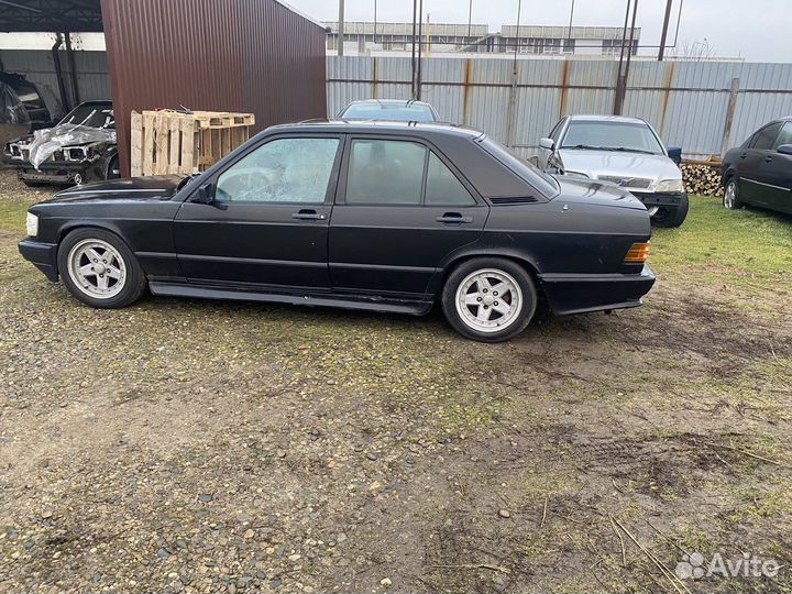 Разборка mercedes w 201 C 190 Авторазборка