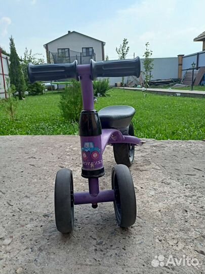 Беговел детский трехколесный