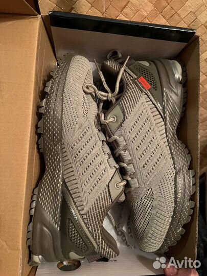 Кроссовки женские 38 размер