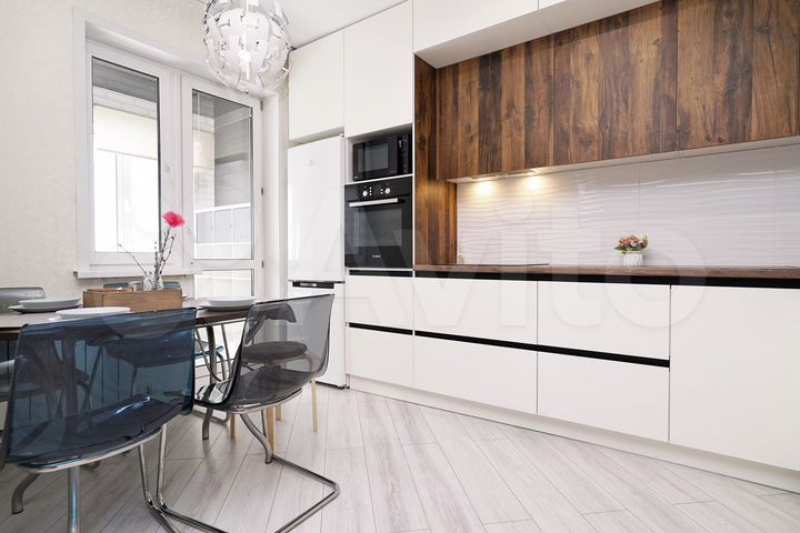 3-к. квартира, 71 м², 21/22 эт.