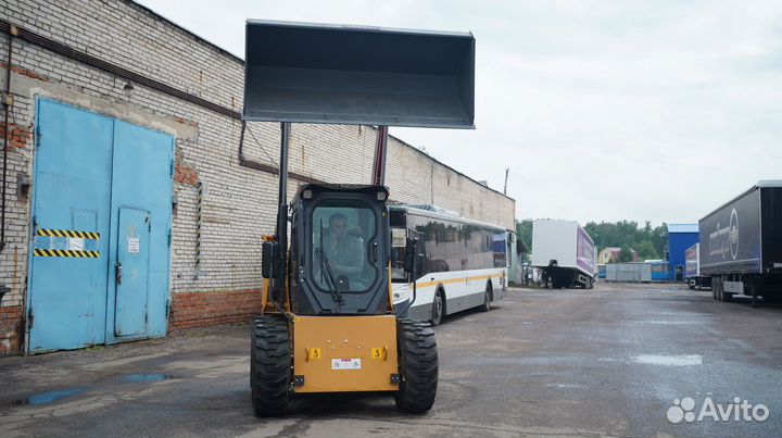 Мини-погрузчик Lonking CDM312, 2023