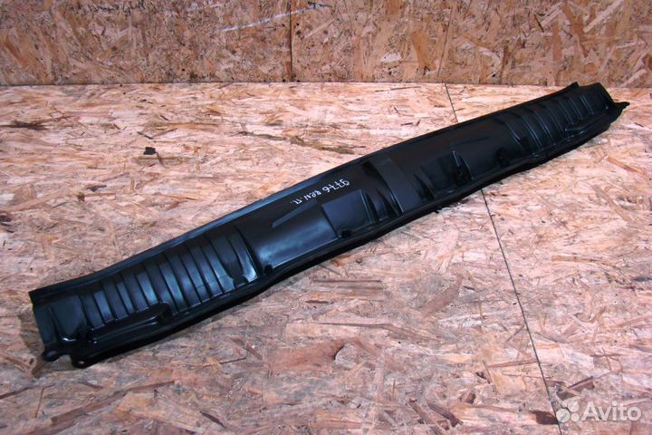 Renault Megane 3 Решетка стеклоочистителей нижшяя