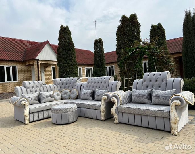 Комплект мягкой мебели
