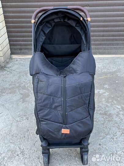 Прогулочная коляска luxmom