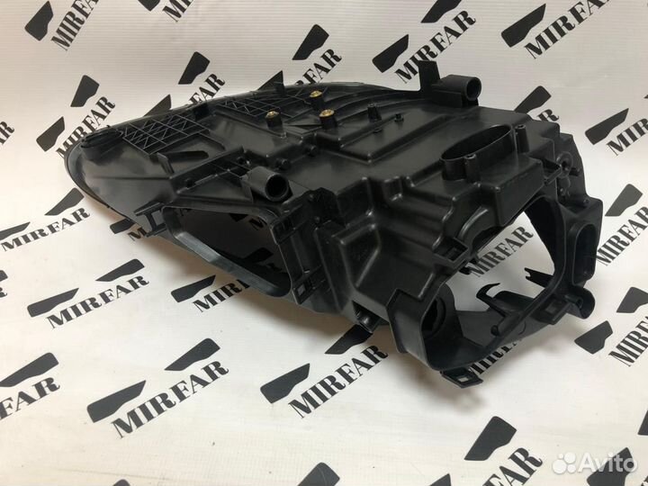 Левый корпус фары Porsche Cayenne 958 2010-2014