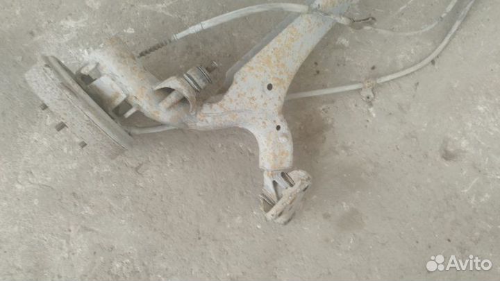 Балка подвески задняя Toyota Prius NHW10 1nzfxe