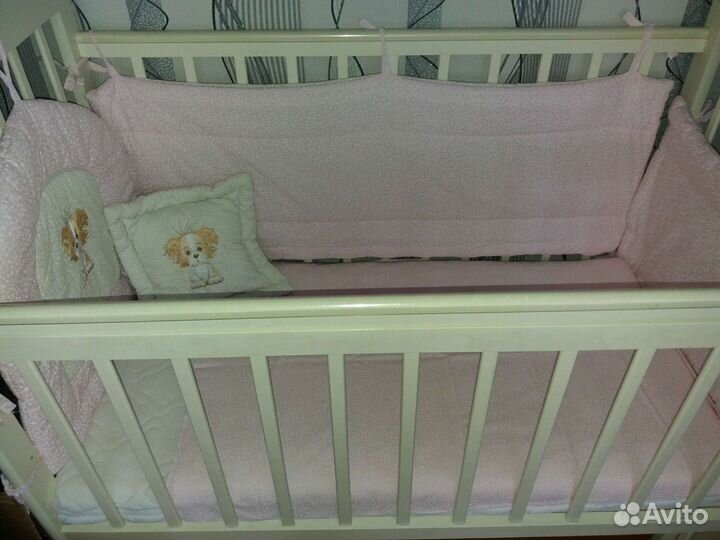 Бортики в кроватку