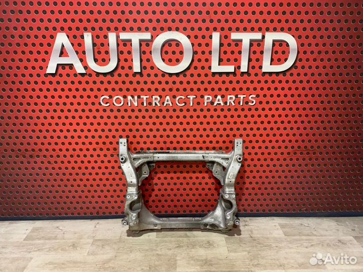 Балка подвески передняя (подрамник) Mercedes-Benz