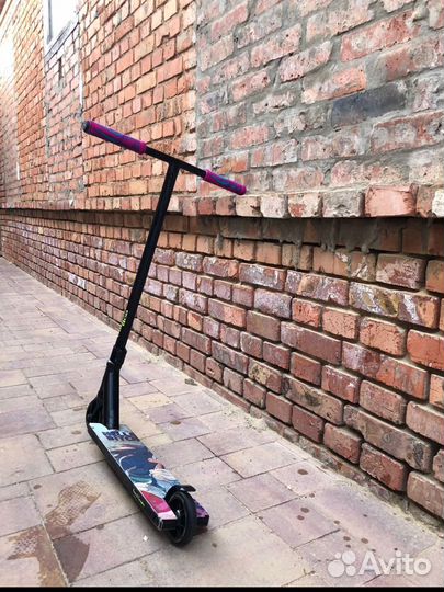 Трюковой самокат tech team стрит