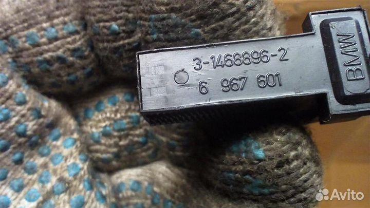 Датчик включения стопсигнала BMW X3 F25