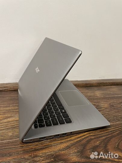 Ноутбук Acer Swift 3, i5, 8Gb, SSD 256, 14’