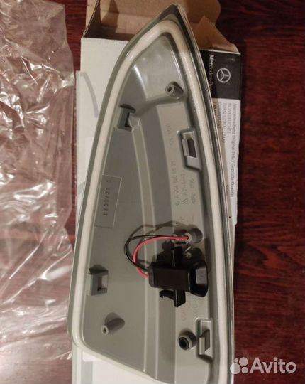 Повторитель в зеркало для Mercedes