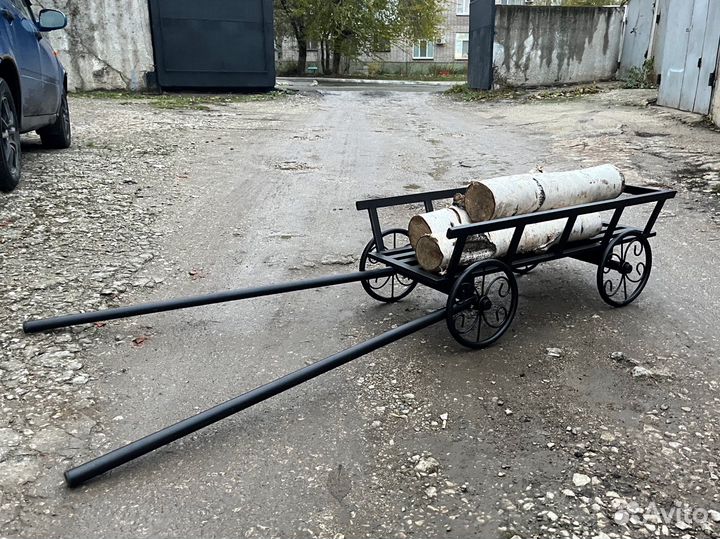 Телега декоративная