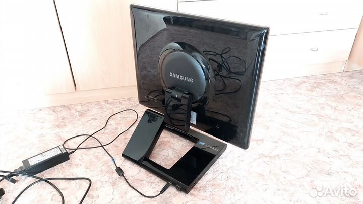 Монитор Samsung syncmaster 971p