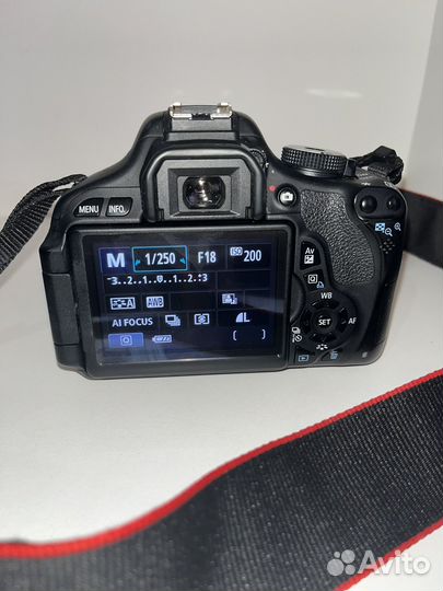 Зеркальный фотоаппарат canon 600d