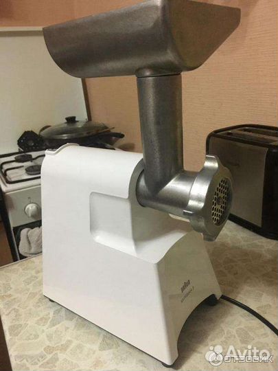 Мясорубка электрическая braun