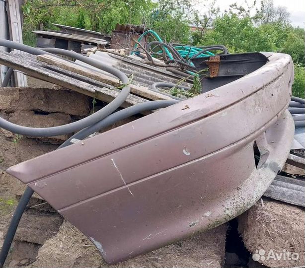 Передний бампер