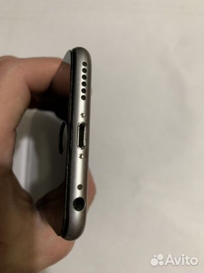 Телефон iPhone 6