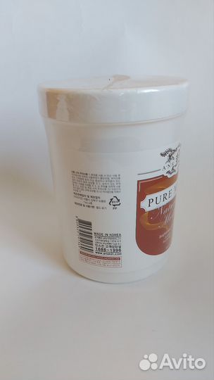 Маска для лица банка