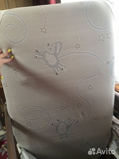 Детская кроватка