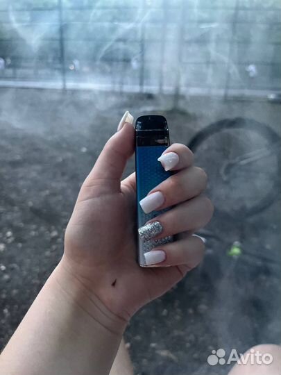 Маникюр наращивание ногтей