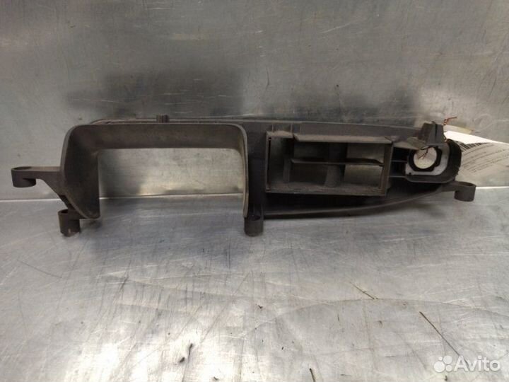 Накладка ручки внутренней левая Audi A4 B6