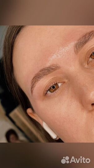 Ламинирование бровей модель