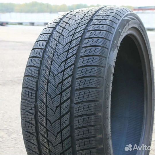 Roadmarch Winter XPro 999 315/35 R21