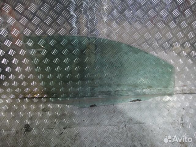 Стекло Qashqai (06-13) пер R б\у