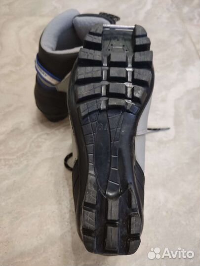 Лыжные ботинки размер 34
