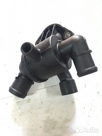 Корпус термостата VW Tiguan 2.0tdi