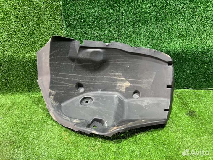 Подкрылок задний левый Renault Duster кроссовер