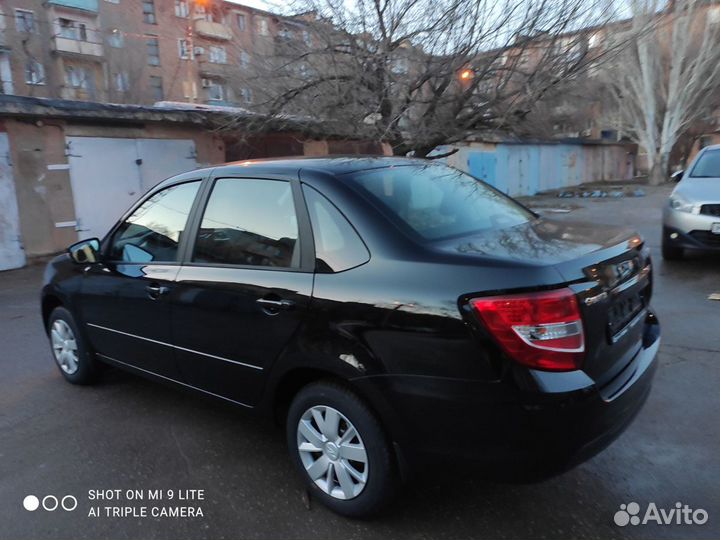 LADA Granta 1.6 МТ, 2023, 27 км