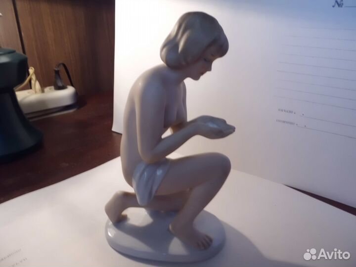 Статуэтка 