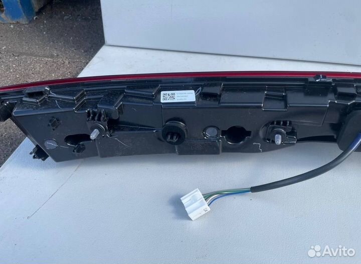 Фонарь задний HongqiH5 центральный 3716070HF01