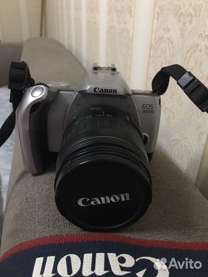 Зеркальный фотоаппарат canon