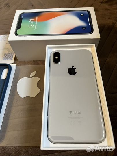 iPhone X, 64 ГБ