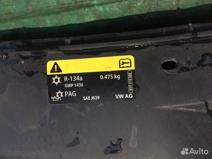 Решетка радиатора Skoda Rapid 2012-2020 г