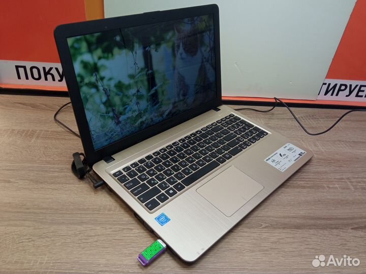 Идеальный Ноутбук Asus Интернет, фильмы