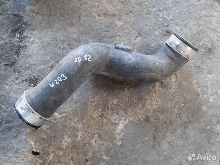 Патрубок интеркулера Mercedes A2035282082